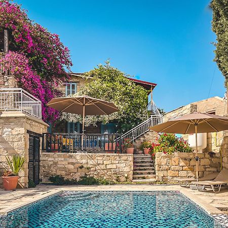 Cyprus Villages Hotel & Restaurant - Central Location - Bed & Breakfast - With Access To Pool And Stunning Views Tokhni Buitenkant foto