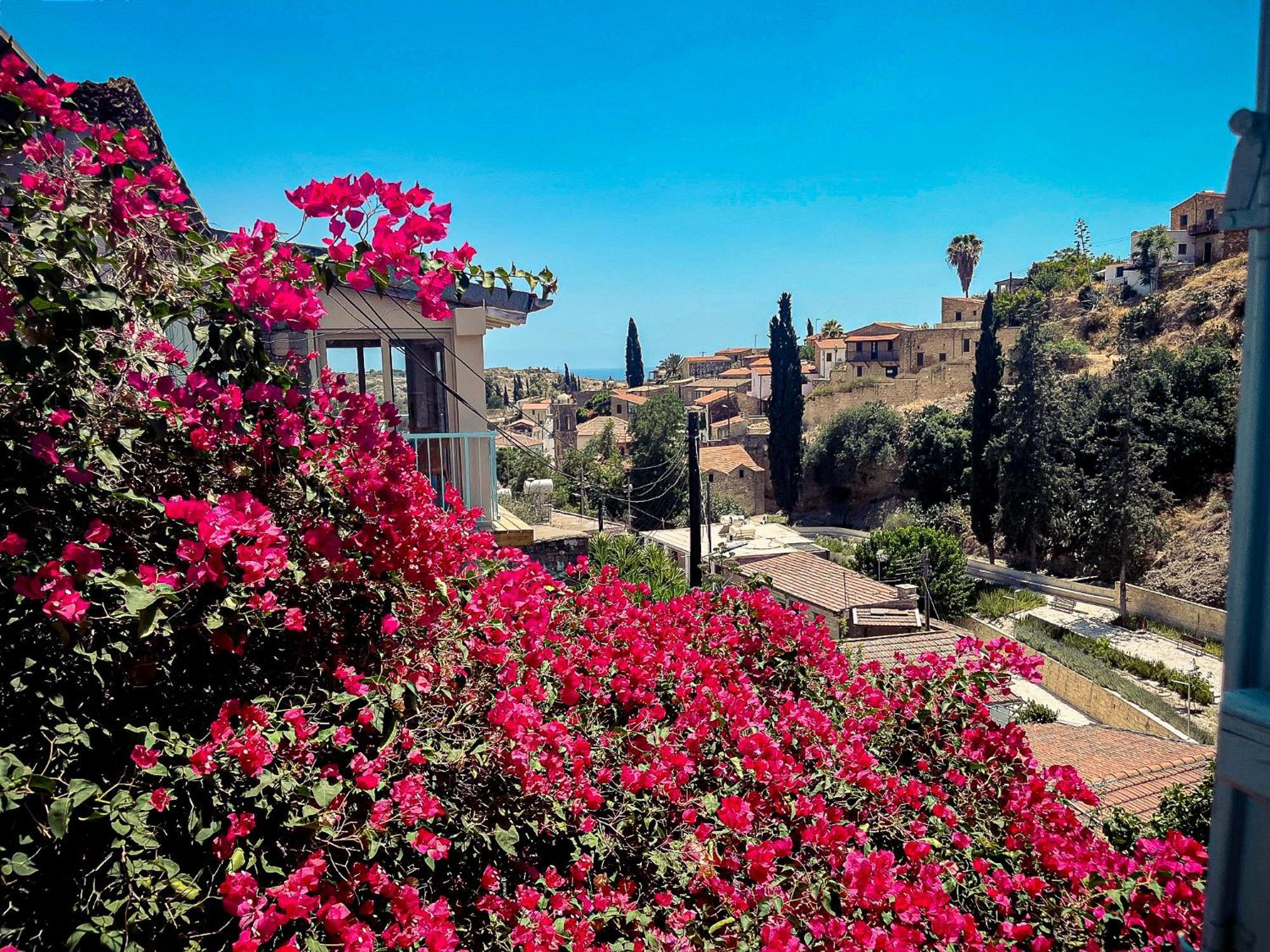 Cyprus Villages Hotel & Restaurant - Central Location - Bed & Breakfast - With Access To Pool And Stunning Views Tokhni Buitenkant foto